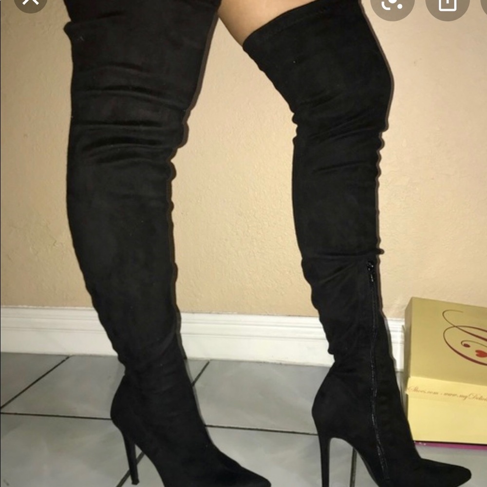 Lilianna black Knee high suede boots